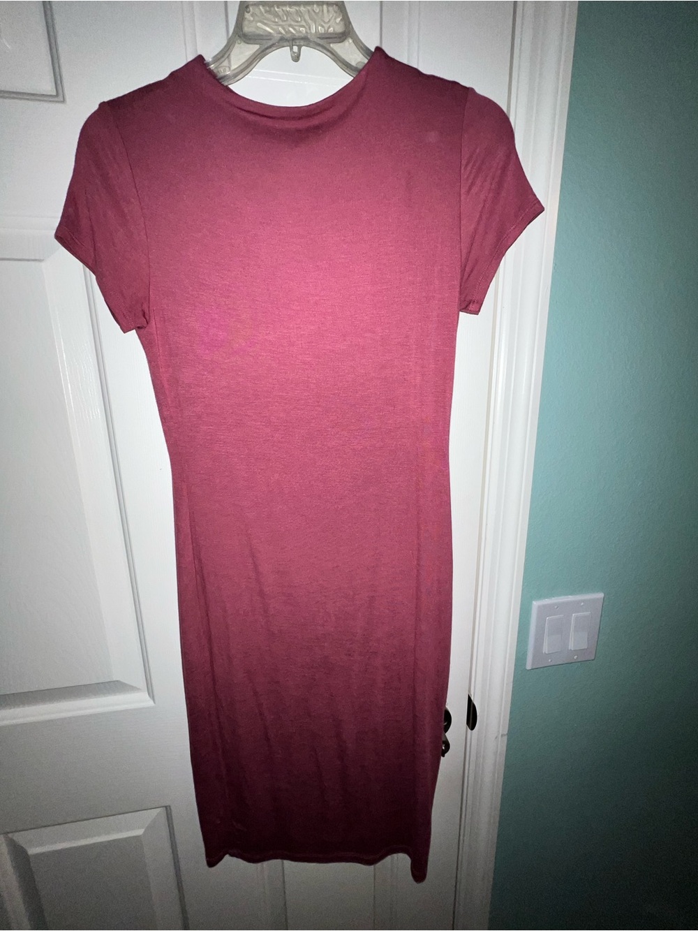 NWT- bodycon dress, mauve color size M